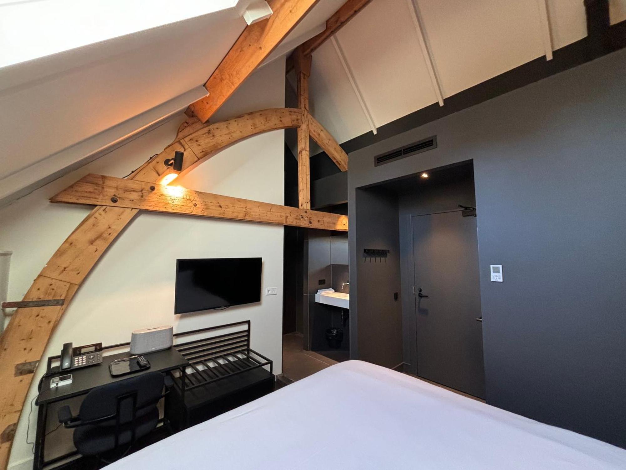 איינדהובן Kazerne Hotel - Member Of Design Hotels מראה חיצוני תמונה