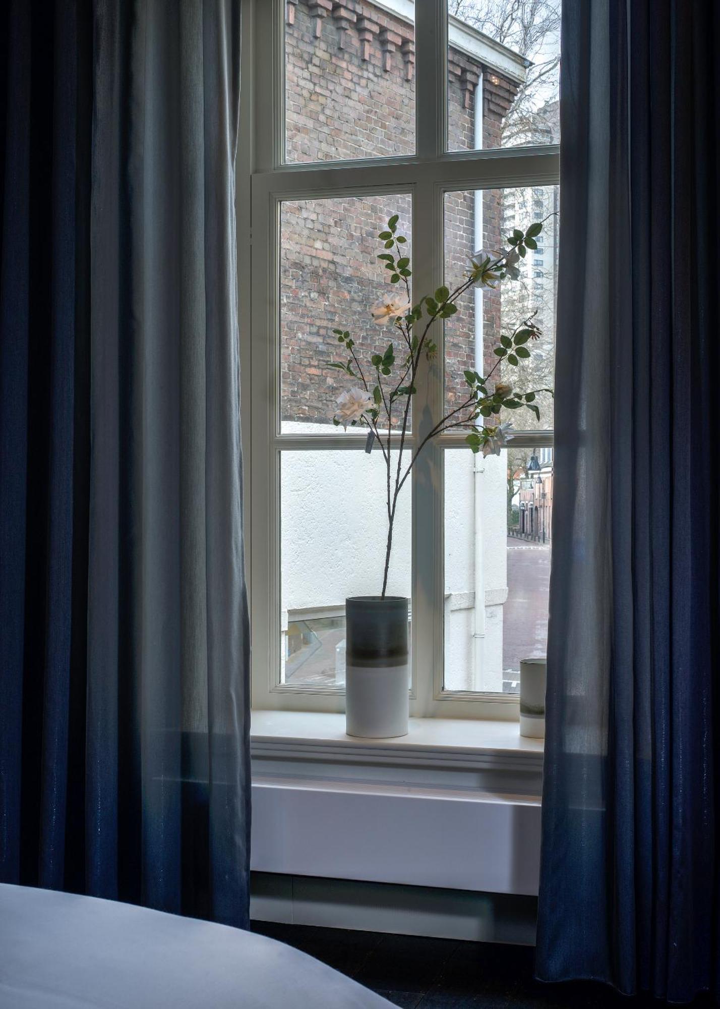 איינדהובן Kazerne Hotel - Member Of Design Hotels מראה חיצוני תמונה