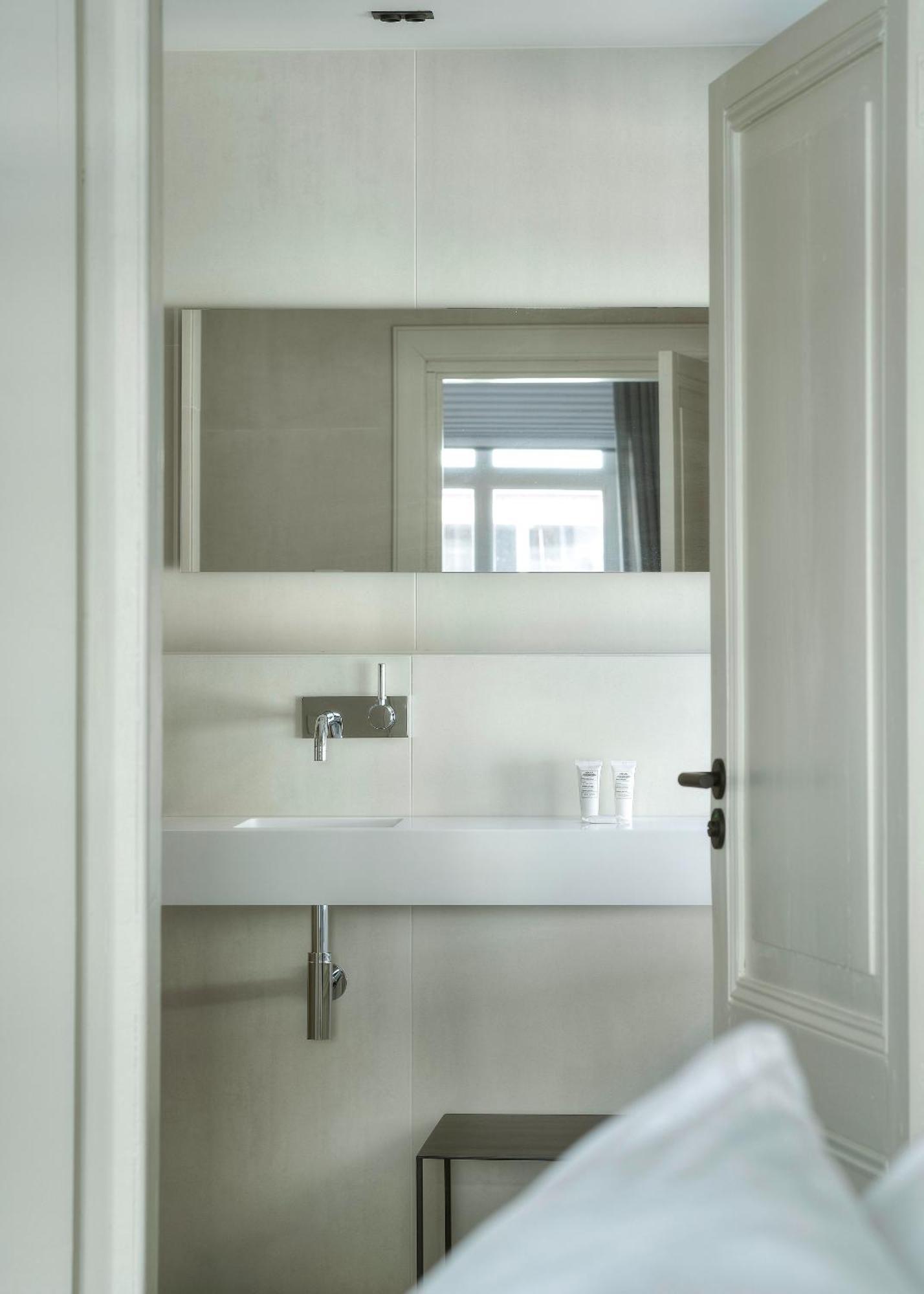 איינדהובן Kazerne Hotel - Member Of Design Hotels מראה חיצוני תמונה